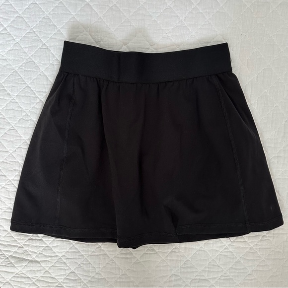 TNA Dresses & Skirts - TNA Golden MoveTech Challenger Micro Skirt